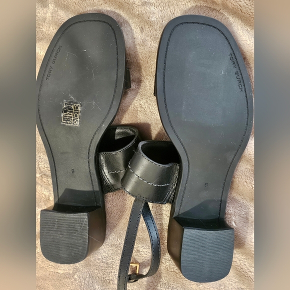 Never Worn Tory Burch Black and Gold Sandals - Picture 4 of 4